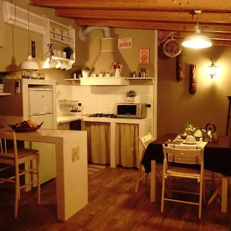 Di 120 M² Con 2 Appartamento *