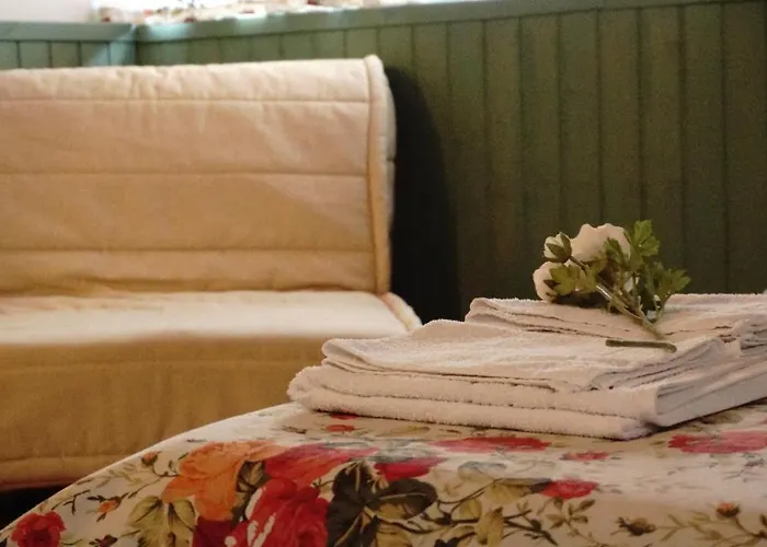 Etna Shelter House Apartment